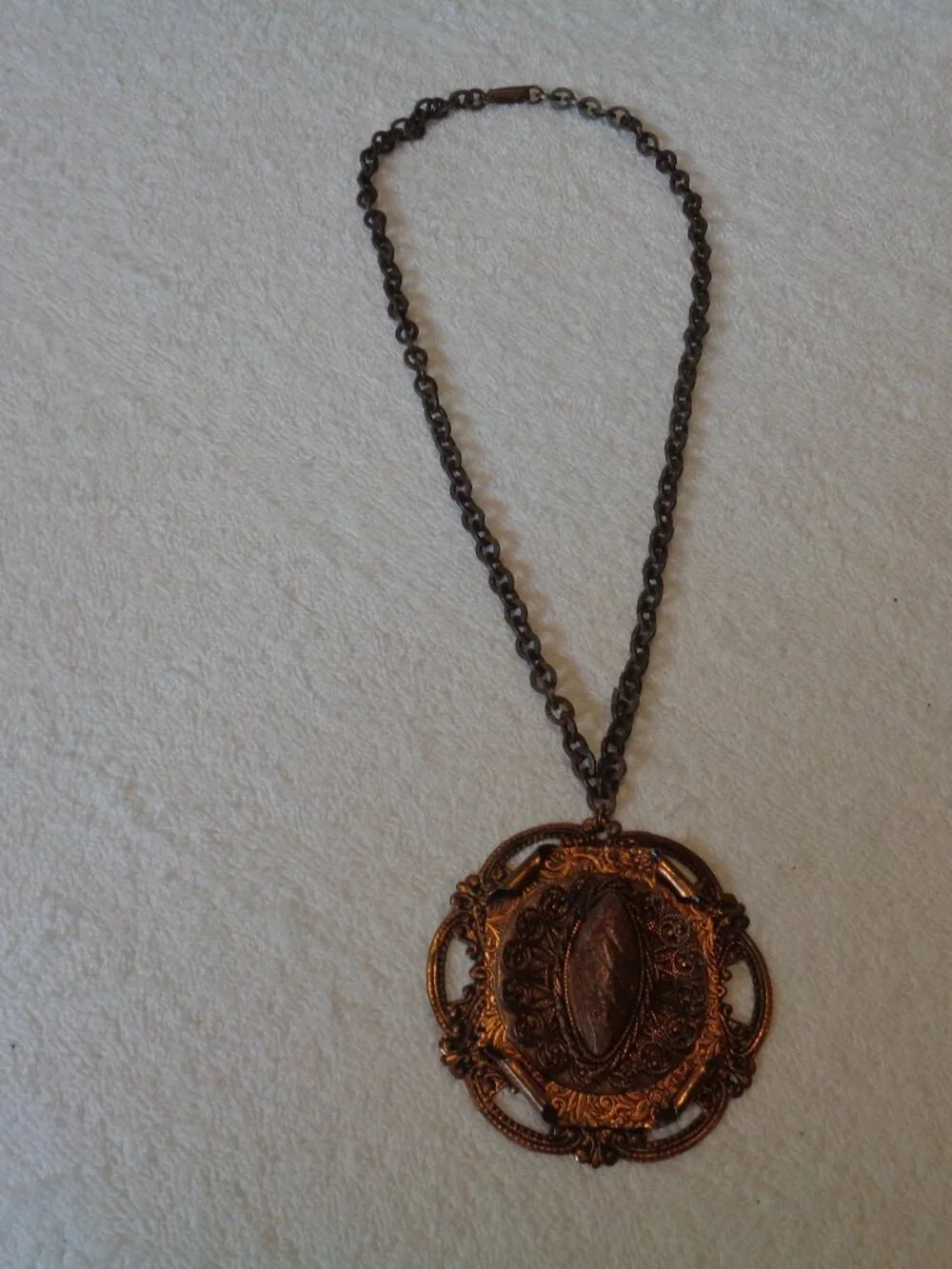 KINGLY RETRO COSPLAY BIG COPPERY & METAL PENDANT ON CHAIN